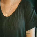 Stretchy Ribbed v neck tee